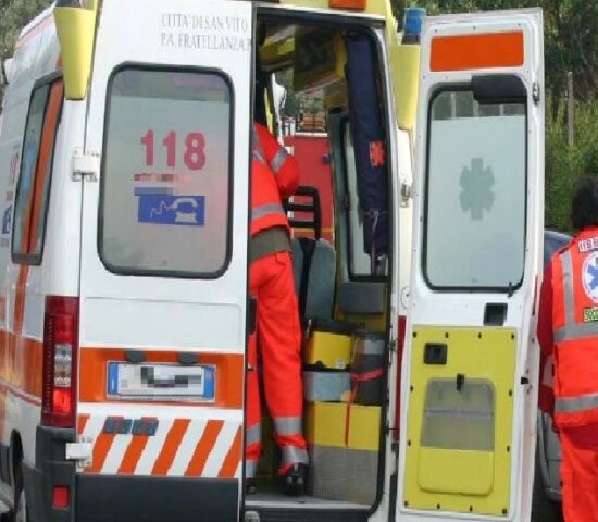 Incidente a Sessa Aurunca: uomo travolto da un tronco in area ver