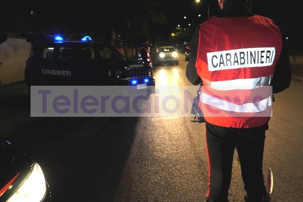 Inseguimento a Mondragone: madre e figlio denunciati per furto e