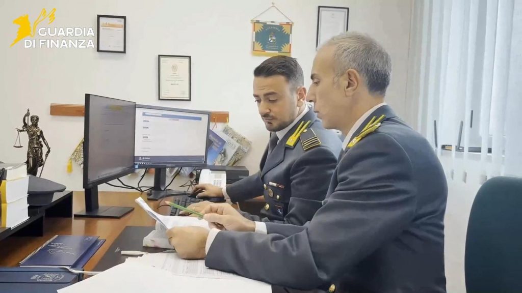 Maxi frode fiscale nel Casertano: 30 indagati per fatture false