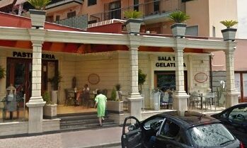Mondragone: chiuso per 20 giorni il bar Zanzibar dopo episodi di