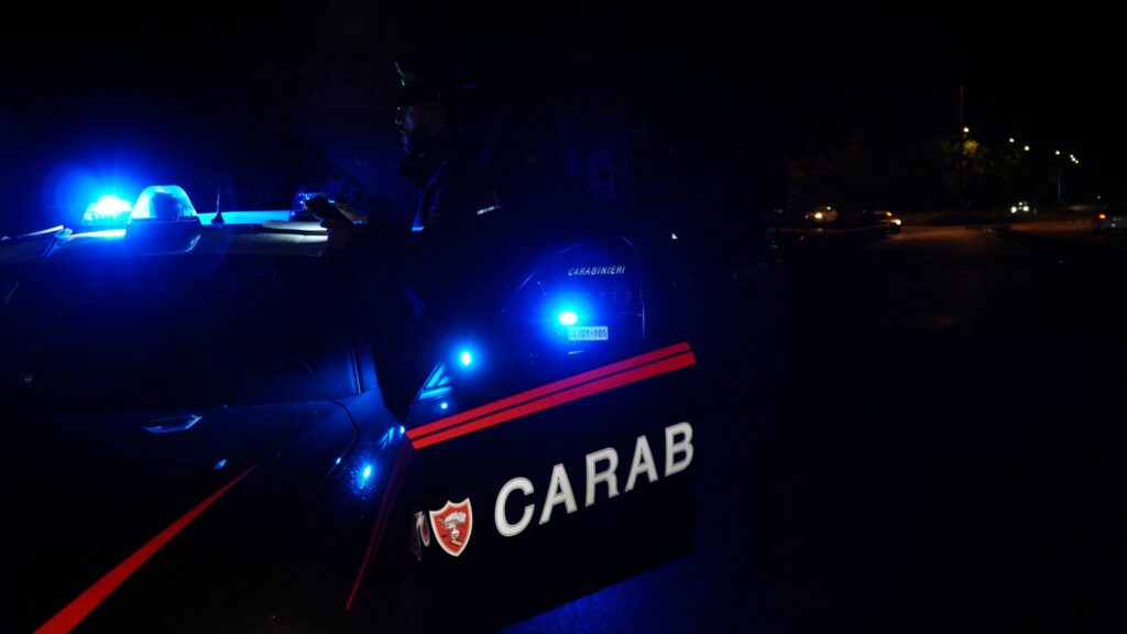 Notte di paura a Sessa Aurunca: 30enne armato arrestato