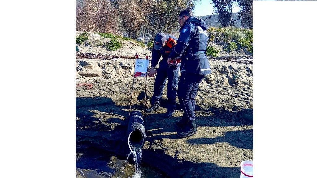 Sequestrata tubazione sospetta sulla spiaggia tra Mondragone e Se