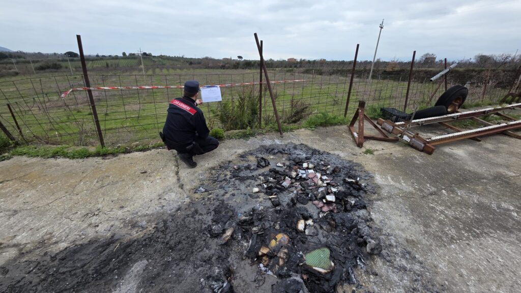 Sessa Aurunca, due denunciati per incendio rifiuti in area agrest
