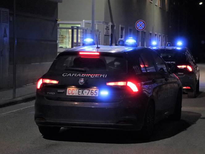 Mondragone: Maxi operazione contro spaccio con 7 arresti