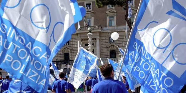 Sessa Aurunca: intervento della Polizia contro violenze durante i